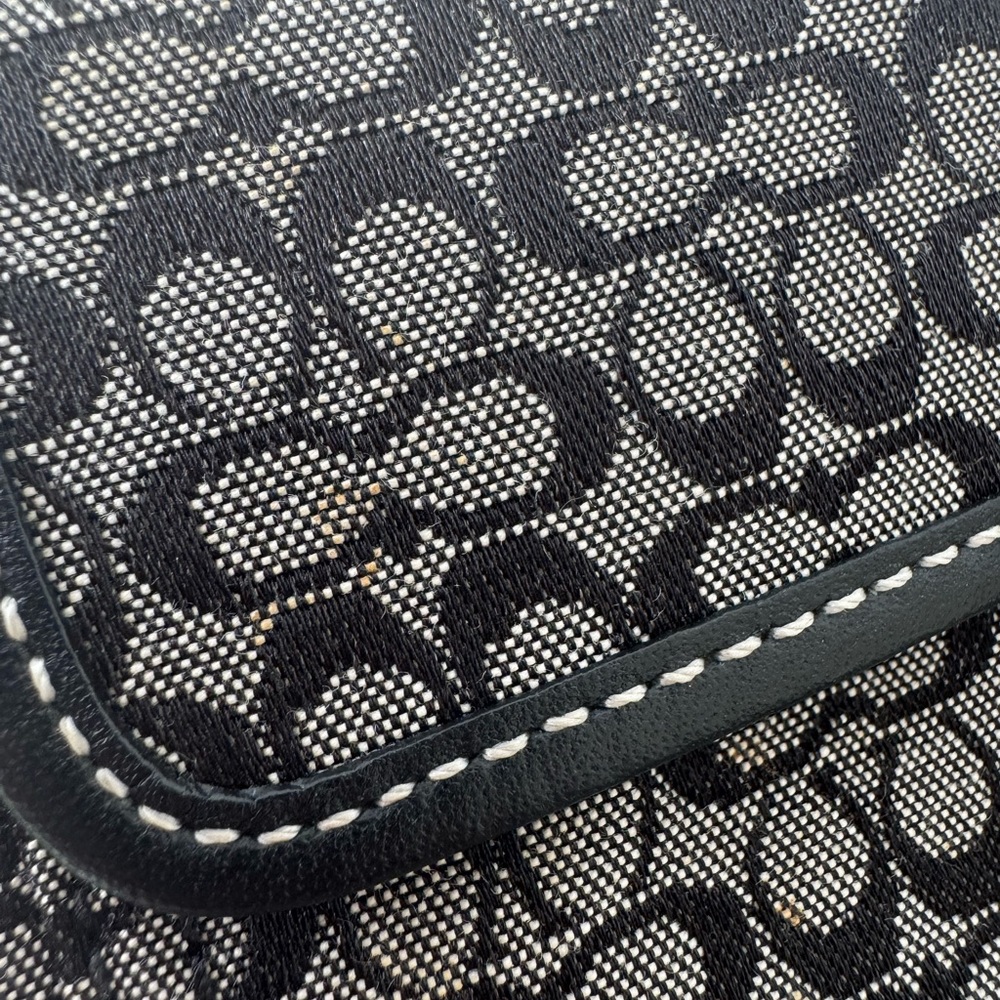 ‼️SOLD‼️Authentic Vintage Coach Soho Mini Black and Gray Logo Wristlet - Picture 11 of 13